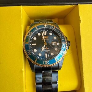 Invicta Navy and Gold Dive Watch